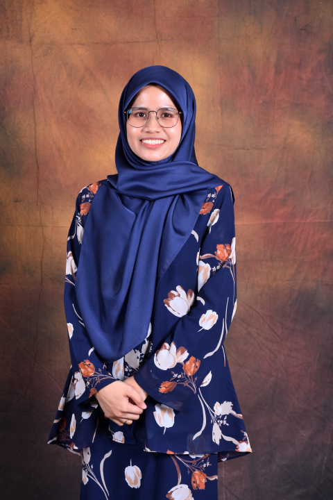 <strong><br>NUR FATHIN FARHANA HARUN</strong></br>