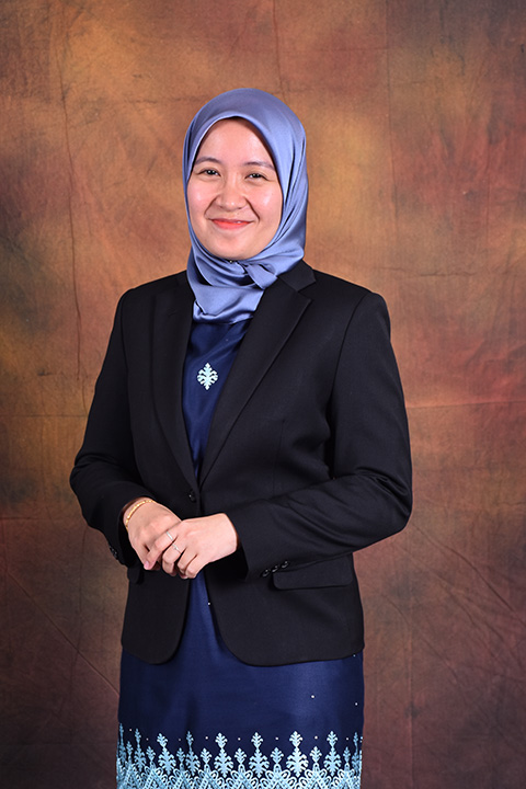 <strong><br>DR. ALIA AZMI<br><br><BR></strong></br>