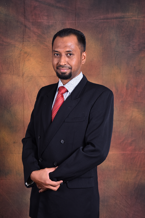 <strong><br>AZRI<BR>ABDUL AZIZ<BR></strong></br>